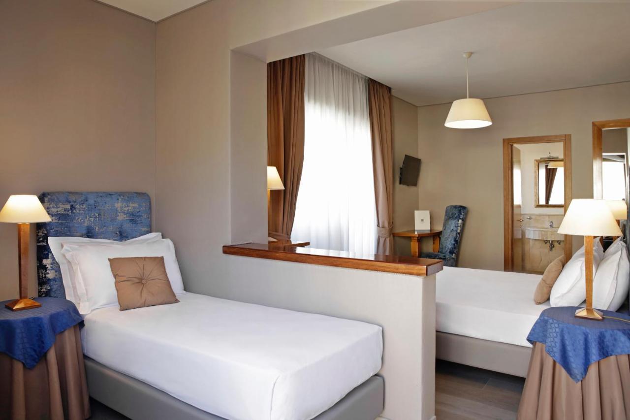Beyou Hotel Ponte Milvio Rome Bagian luar foto
